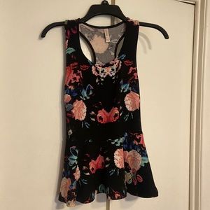 Xhiliration Floral Peplum Top XS